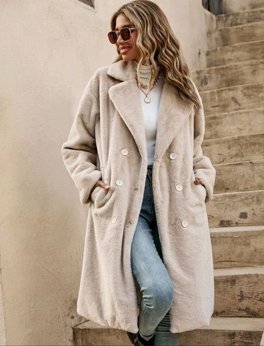 Futro płaszczyk futrzany beżowy nowy śliczny