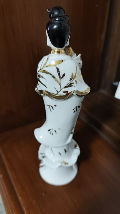 Deusa chinesa KUAN YIN, porcelana