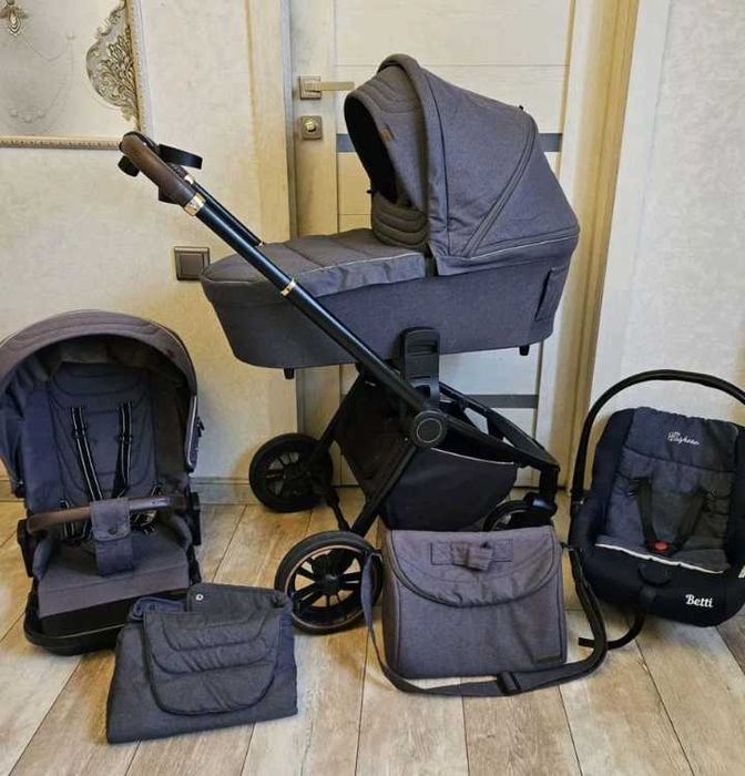 Коляска 3 в 1 Carrello Epica