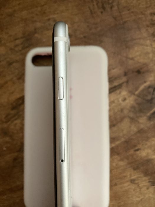 iPhone SE 3 2022 64Gb Neverlock