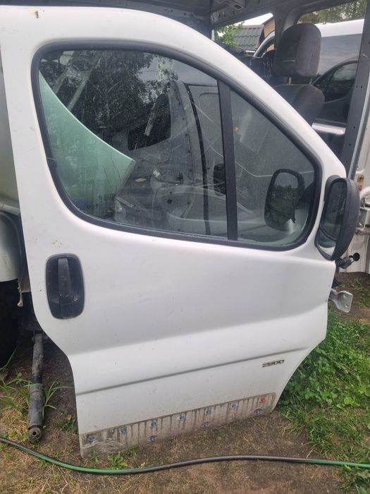 Двері  Дверка Рено Трафік Renault  Trafic