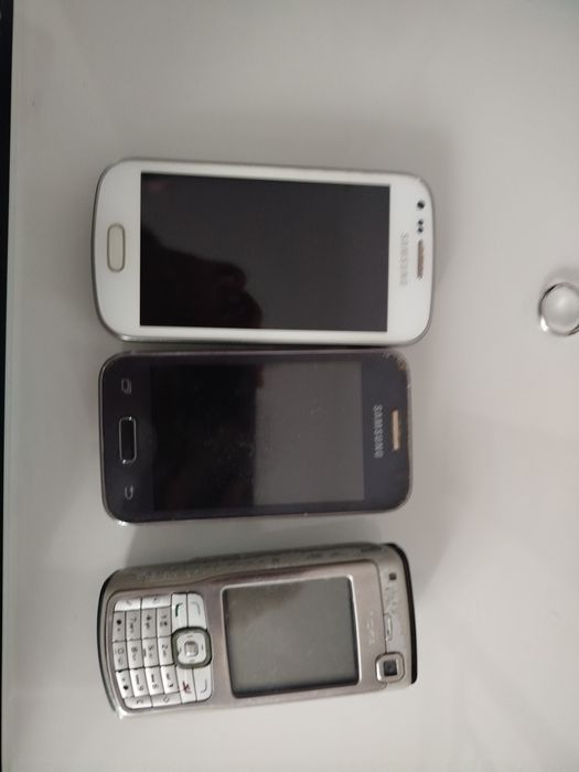 Telefones para peças