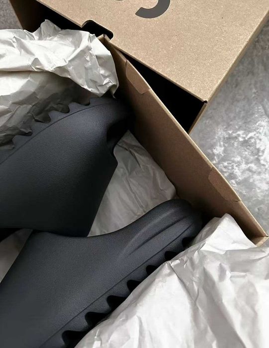 Adidas Yeezy Slide Onyx R.40