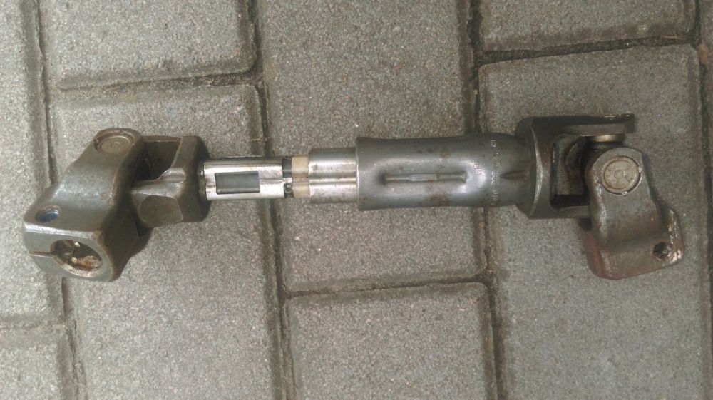 Рулевой кардан Тойота Авенсис TOYOTA Avensis.Оригинал.