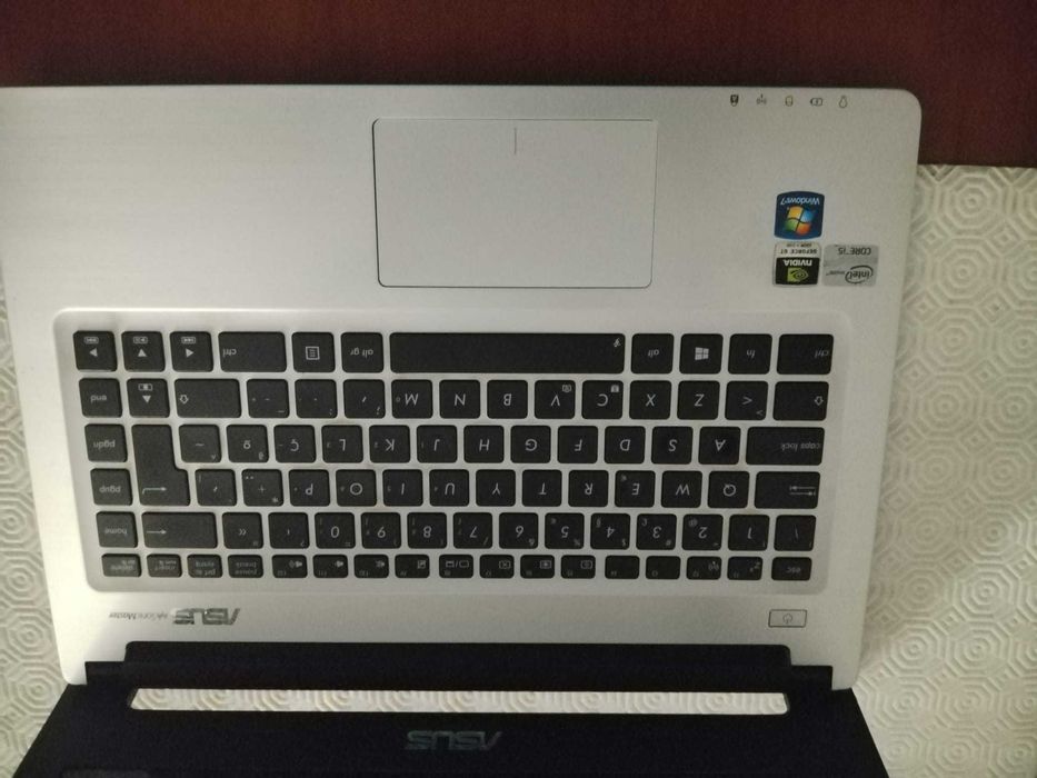 Portátil ASUS i5 | 8GB RAM | SSD 256GB | Windows 11 Pro