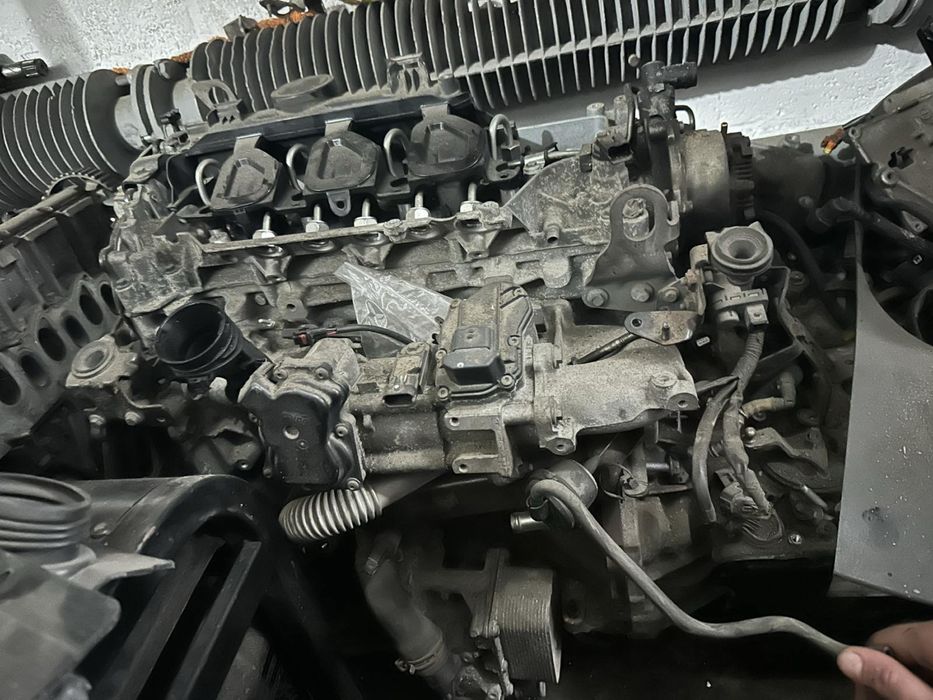 Двигун Мотор 2.0 дизель М9R 615 на Рено Renault