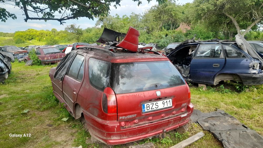 Пежо 306(1.8)бензин КПП+балка+щеплення