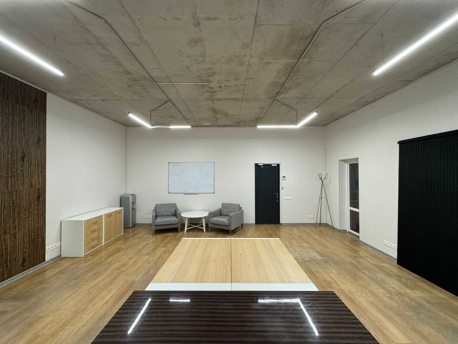 Офіс з меблями, БЦ Хвиля Волна, Печерська, Печерськ