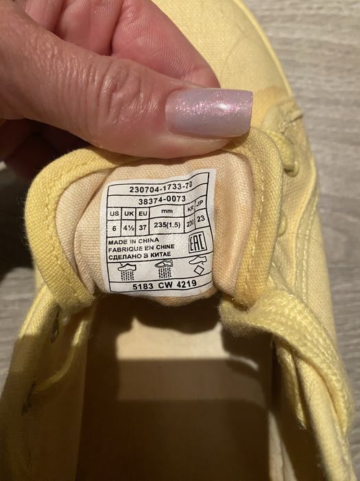 Кеди Levis розмір 37