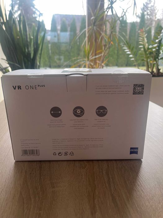 Zeiss VR One Plus