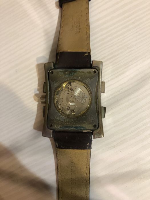 Годиник хороший стан.