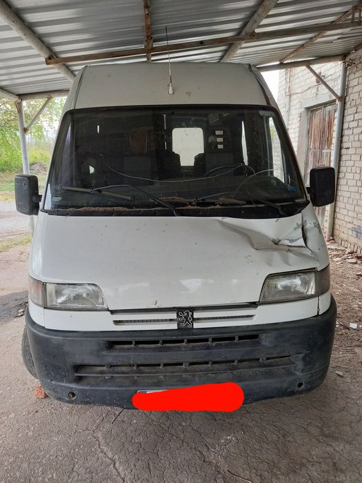 Peugeot Boxer 2.5, бус грузопассажир
