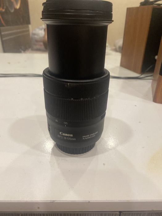 Обьектив Canon EFS 18-135mm