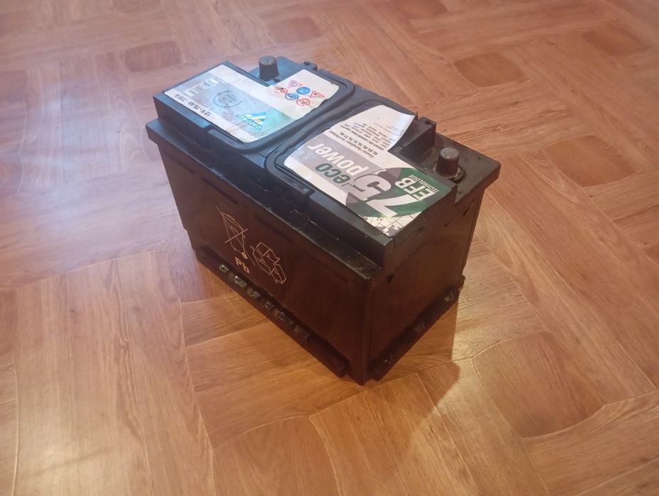 Акумулятор автомобільний