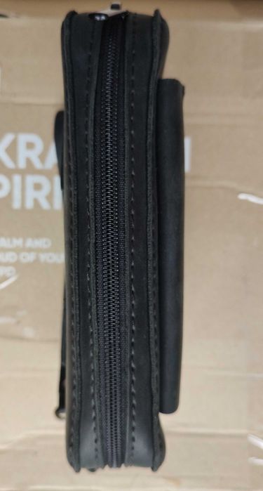 Чоловіча шкіряна сумка-клатч