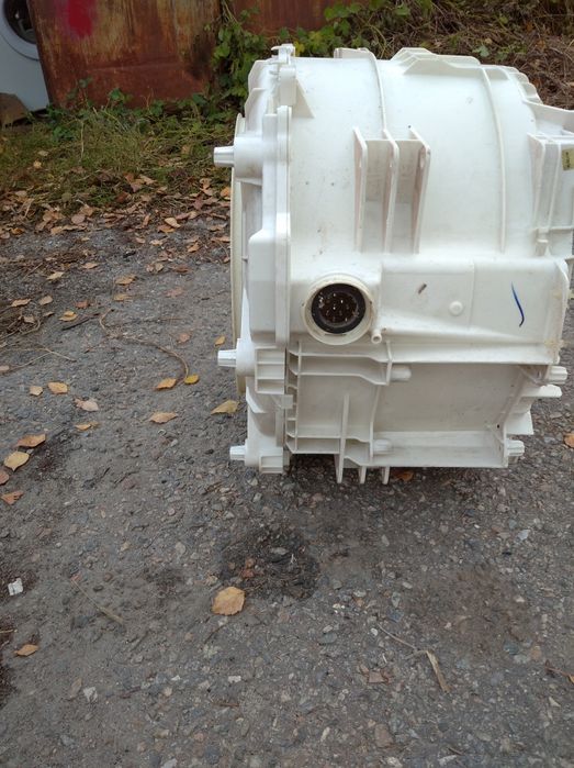 Бак стиральной машинки Аристон