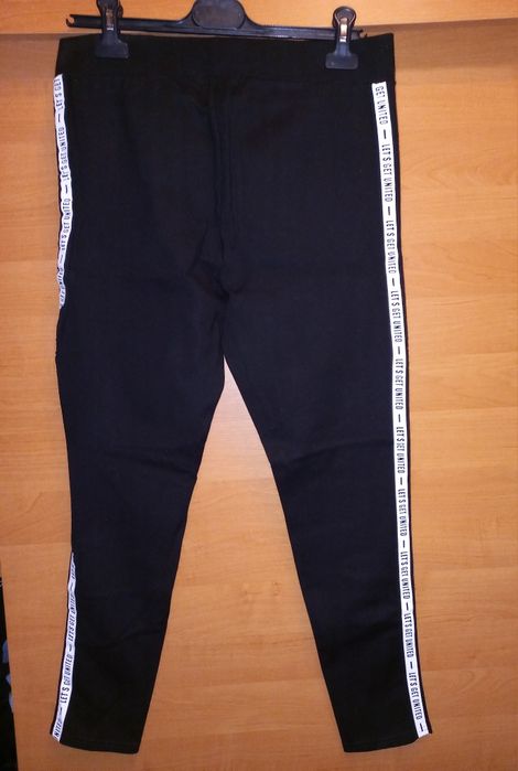 Leginsy damskie z lampasem