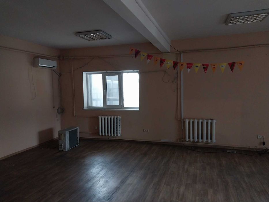 Оренда приміщення 51 кв.м під офіс або склад вул. Журналістів, 9