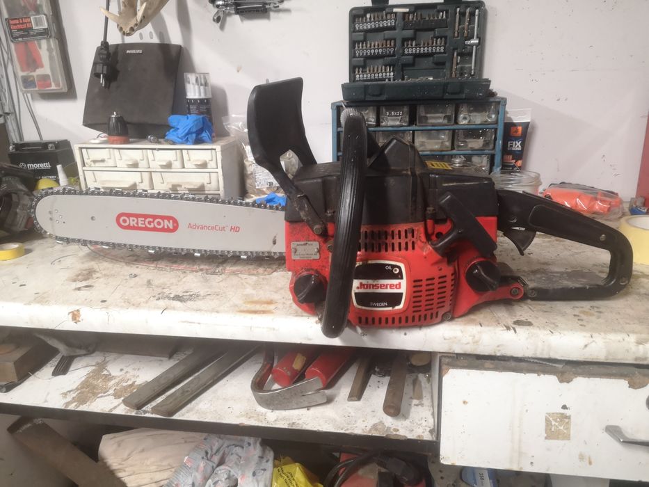 Pilarka jonsered 435 3km. Nowa prowadnica, plus nowy łańcuch.