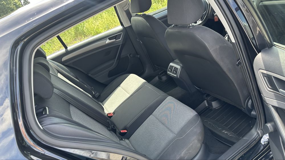 Volkswagen Golf VII 1.6 TDI BlueMotion • 2015 рік • 110 к.с. •Механіка