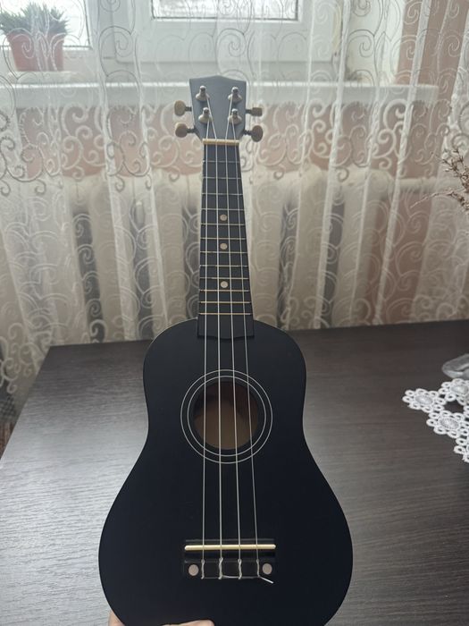 Укулеле сопрано чорне