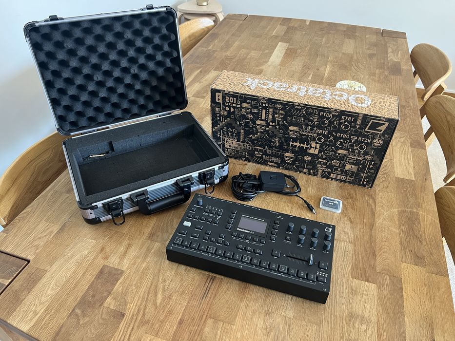 Elektron Octatrack MKII (Black Edition)