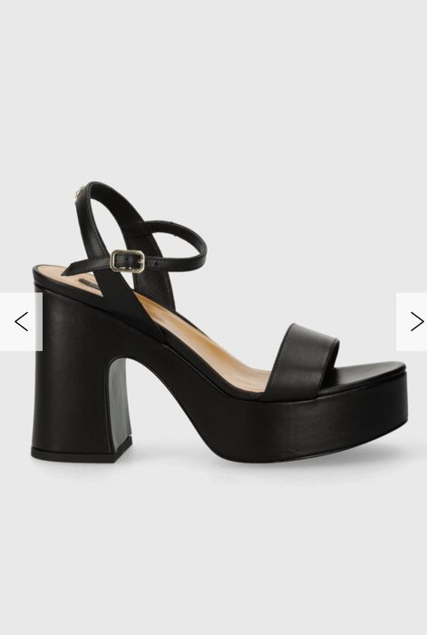 Шкіряні босоніжки Patrizia Pepe 35 р