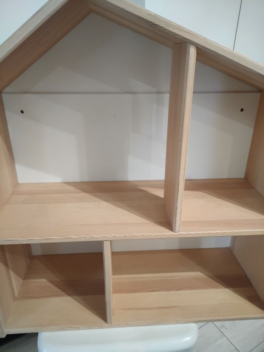 Domek dla lalek półka Ikea Flisat
