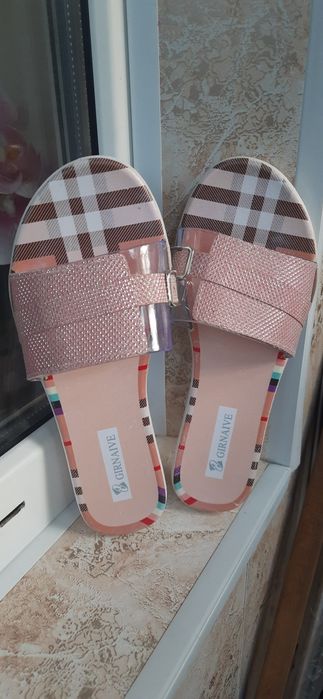 Шлёпанцы, шлёпки