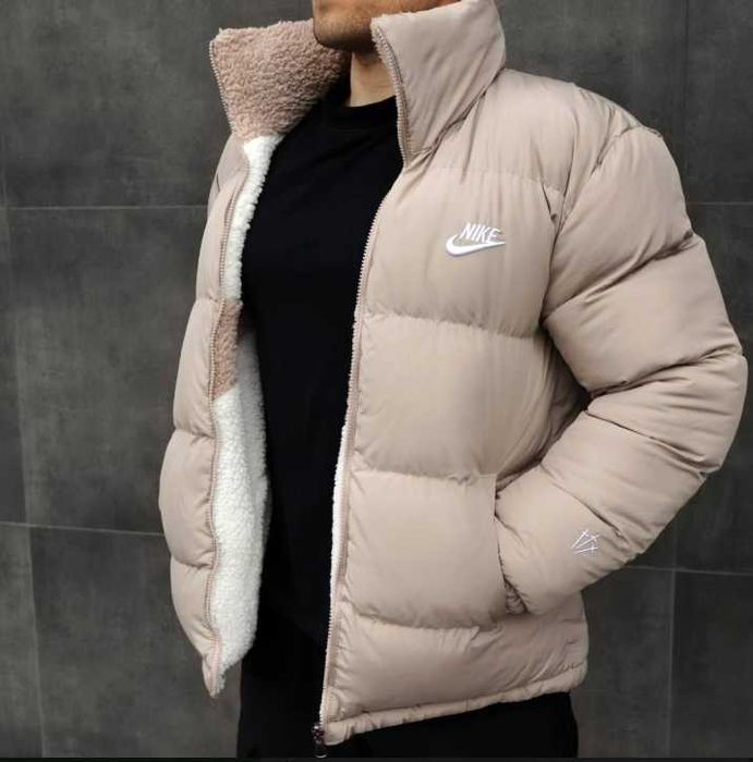 Двосторонній пуховик Nike Бежевий Пуховик тедди беж до -25