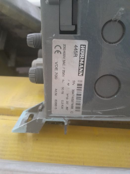 Brama roletowa Hormann 200 x 225 z napedem i sterownikiem