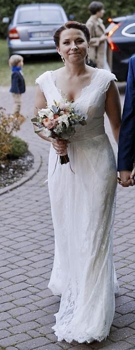 Suknia Ślubna Mia Lavi 1418 rozmiar 38/40