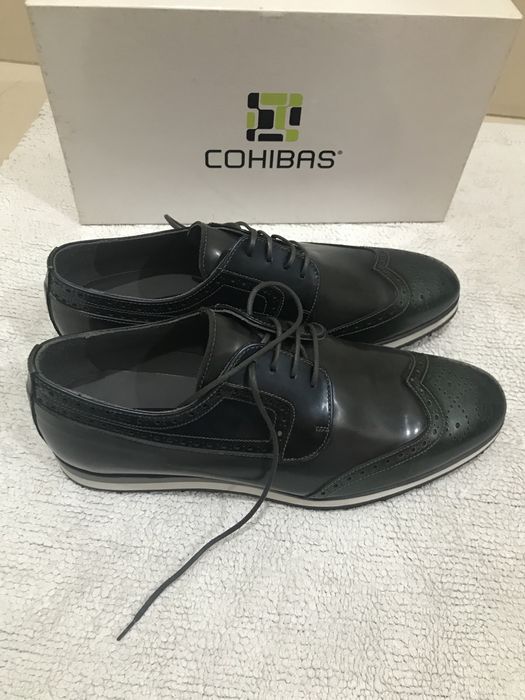 Sapatos Cohibas Novos 42