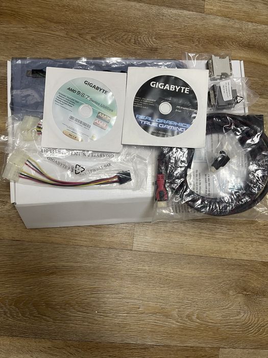 Продам процесор, оп, материнську плату з системним блоком