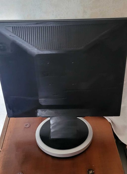 Монітор 19" Samsung SyncMaster 930BF