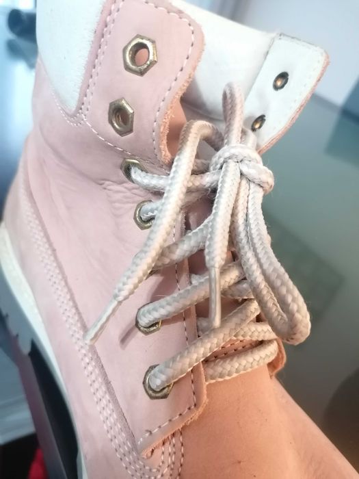 Botas cor de rosa timberland