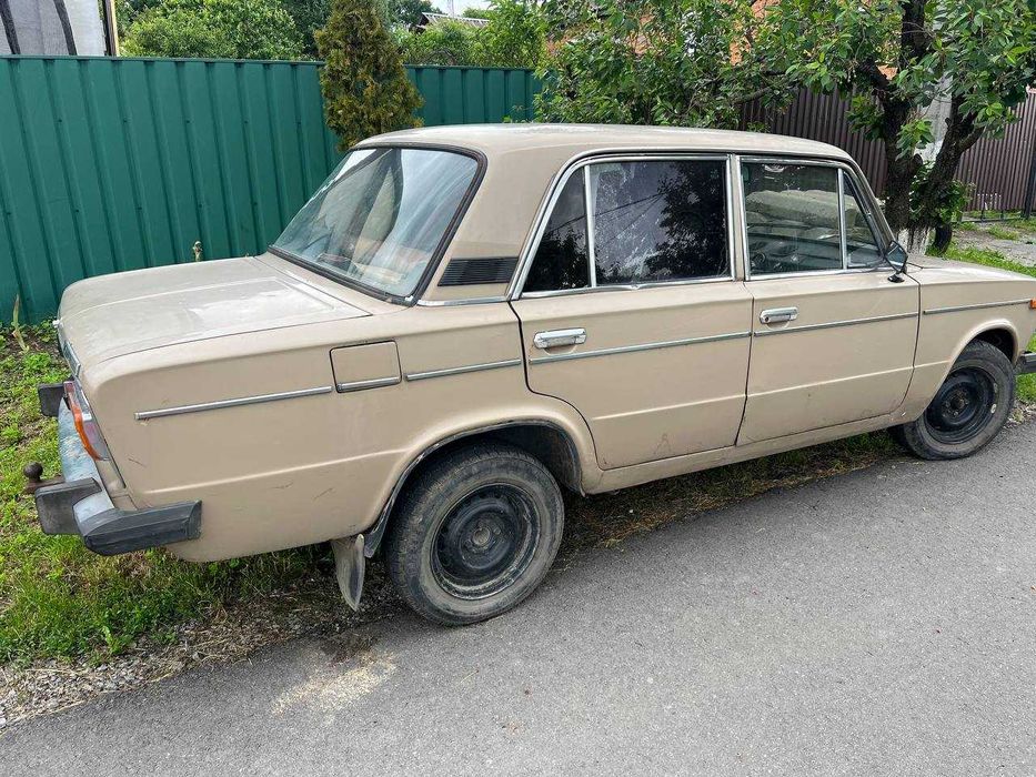 Автомобіль ВАЗ 2106