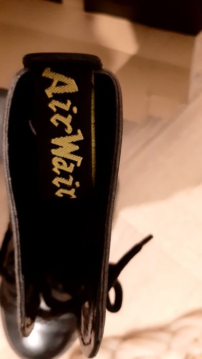 Glany,  czarne R.36 airwair with bouncing sole