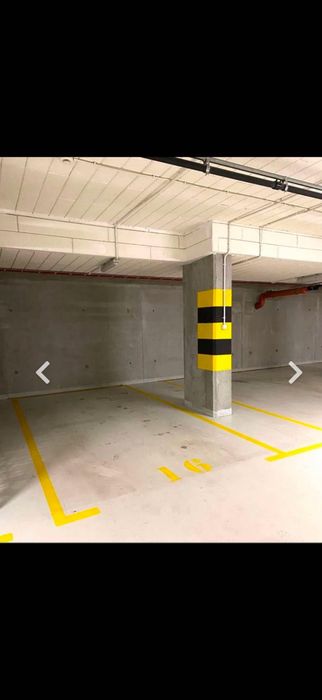 Wynajmę miejsce parkingowe w garażu