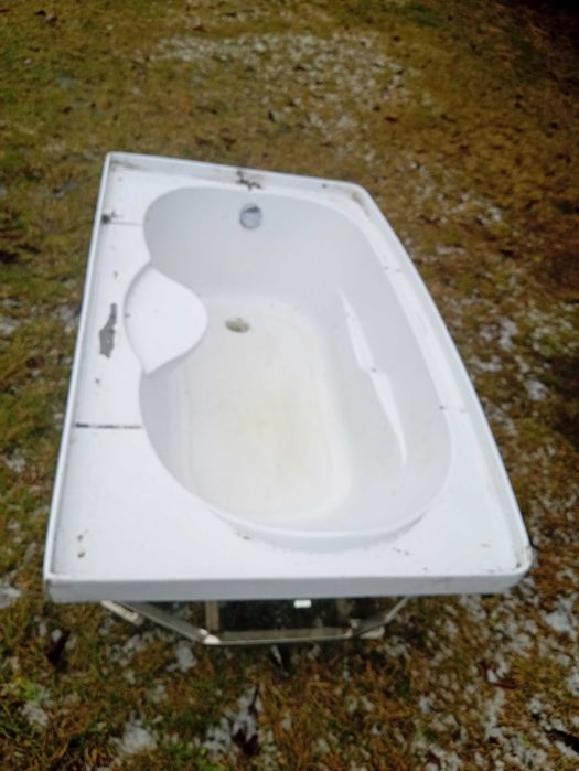 Wanna akrylowa 150 x 90 stelaż osłona