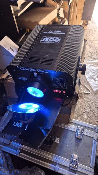 Efekt swietlny Coef Performance 250 Rg Scanner dmx 250w  4 sztuki  + DMX