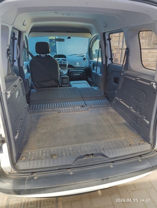 продам авто Renault Kangoo 2016 г.Чистый пассажир.пробег 189 км.