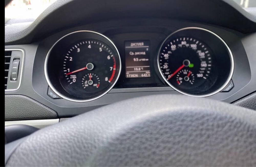Приборка MFA+ VW Jetta PQ25 5c6920976d щиток приладів мфа+ джетта