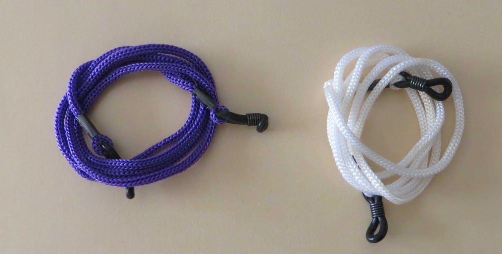 Caixa Rígida para óculos Guilly Bleasure + 2 cordões p/ óculos Novo