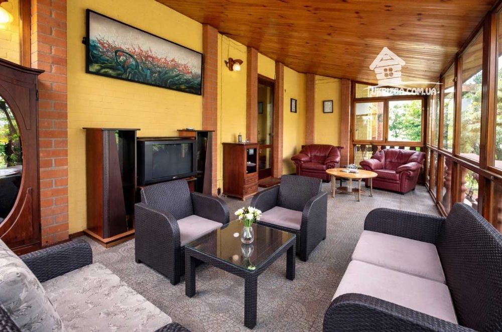 Посуточно. Дом 450 кв., 7 спален. НОВЫЙ ГОД - 30 000 грн.