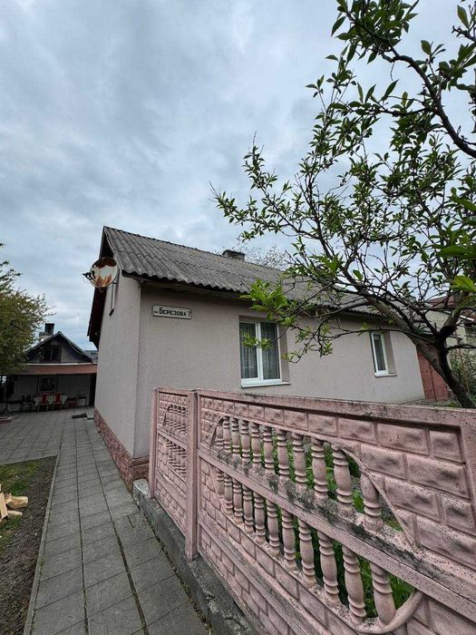 Продаж будинку у Рава-Руській по вулиці Березова