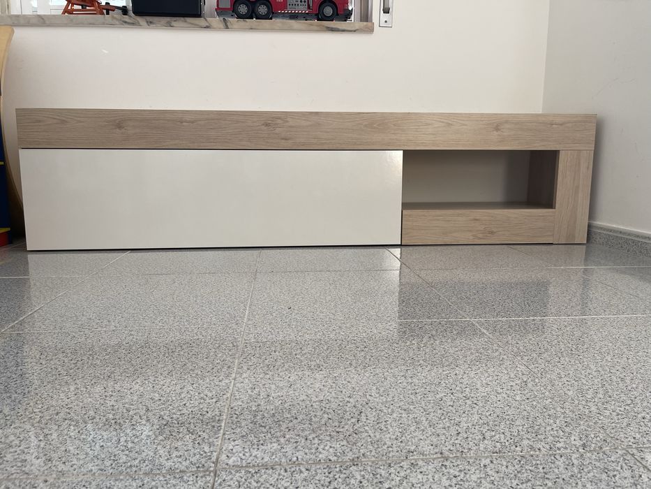 Movel de televisão