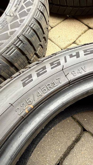 Opony zimowe 225/45R17