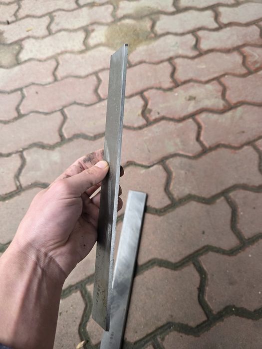 Noże do wyrówniarki 40 cm