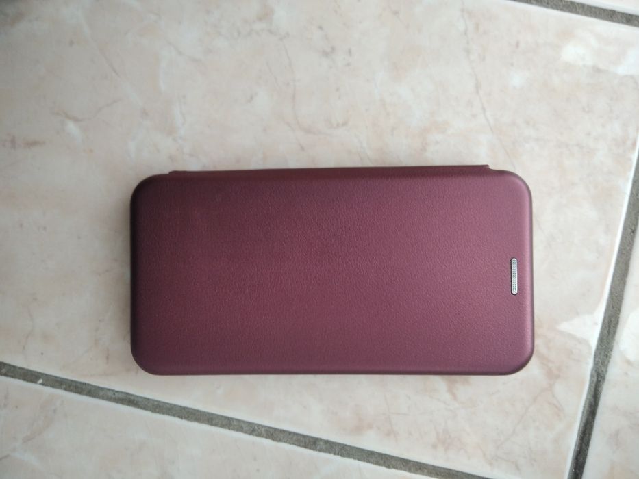 чехол на телефон